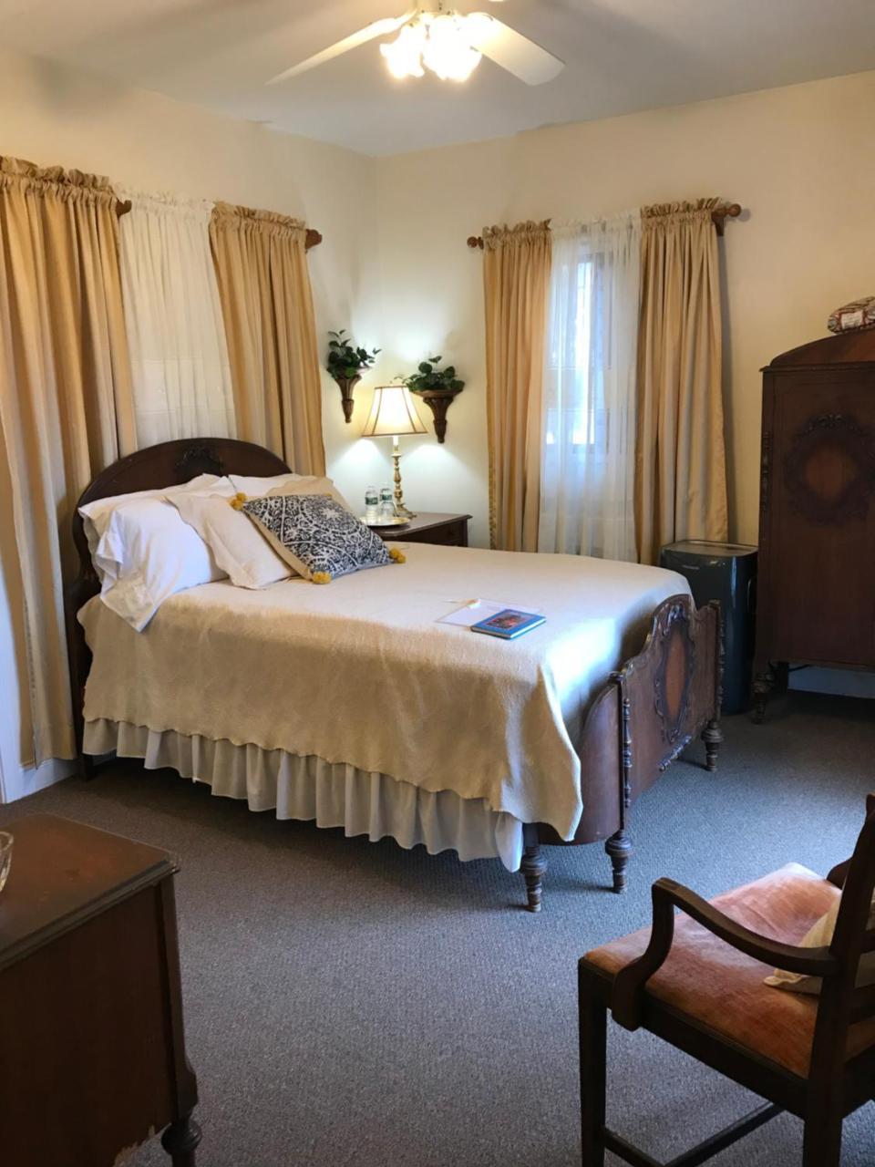 Julietta House Hotell Gloucester Eksteriør bilde